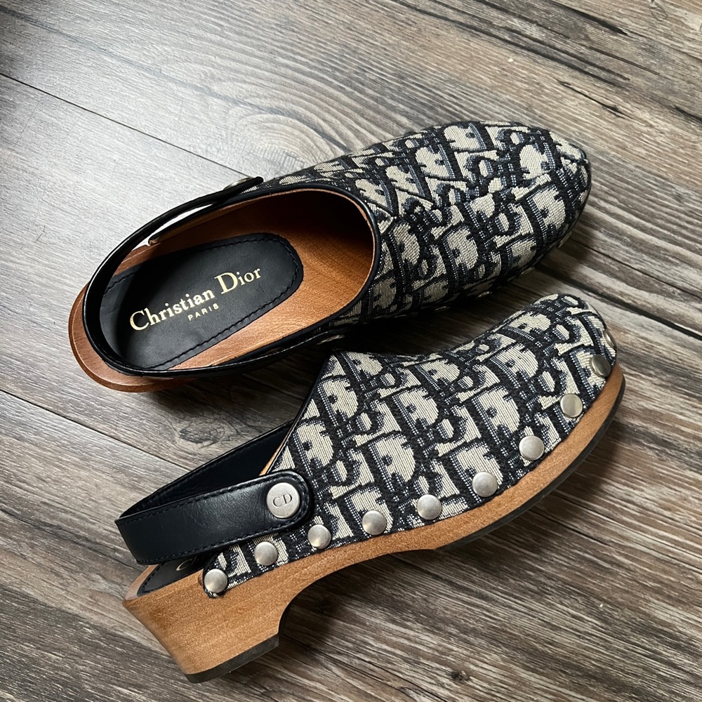 Dios Clogs